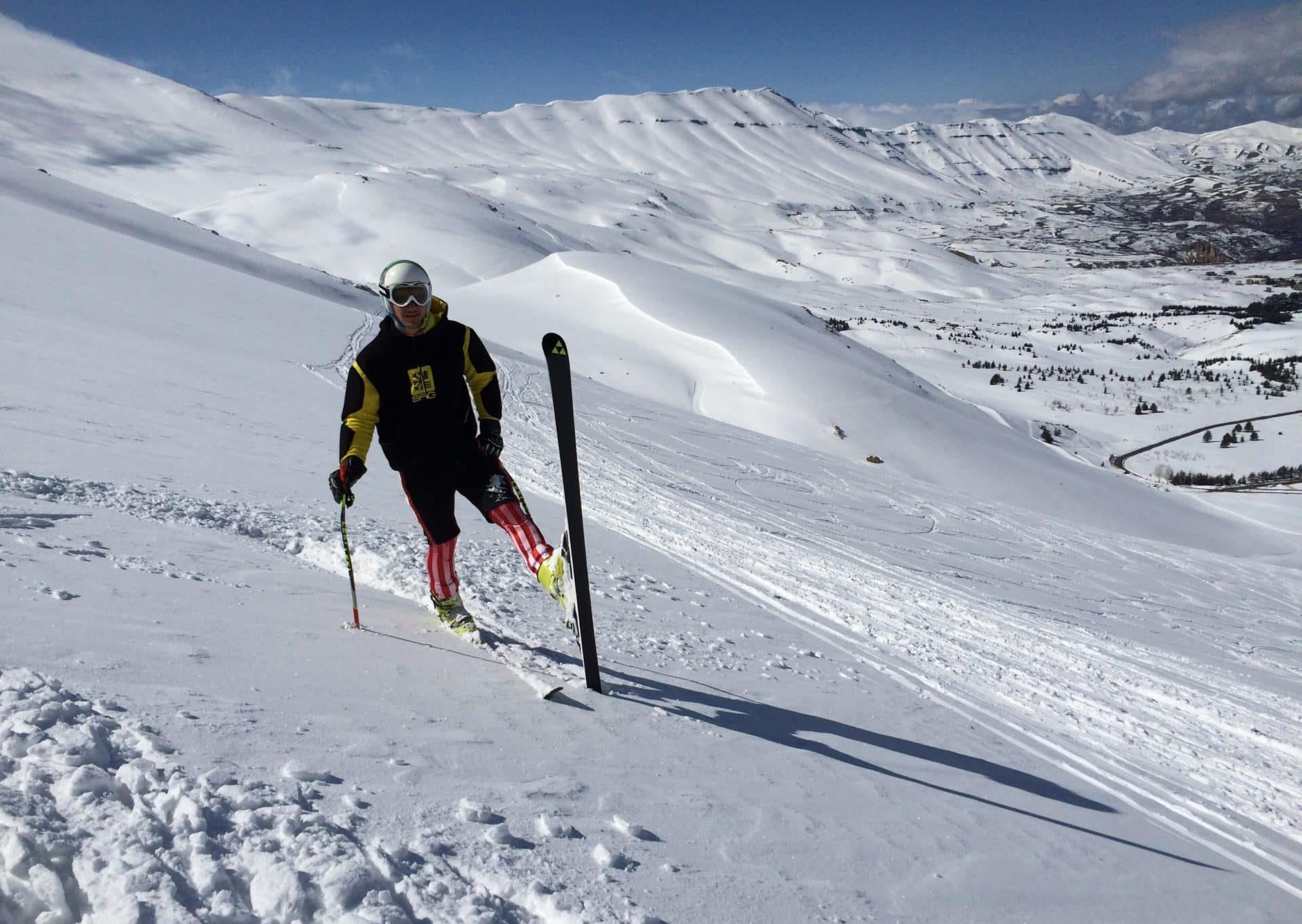 antenne Lijken bedelaar 1 week-ski tour adventure in wild Lebanon. 8-day trip. IFMGA guide